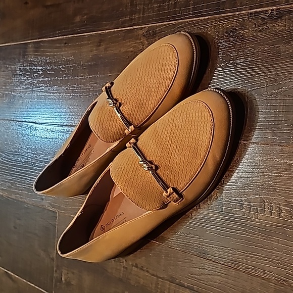 Flats loafers NWOT - Picture 1 of 4